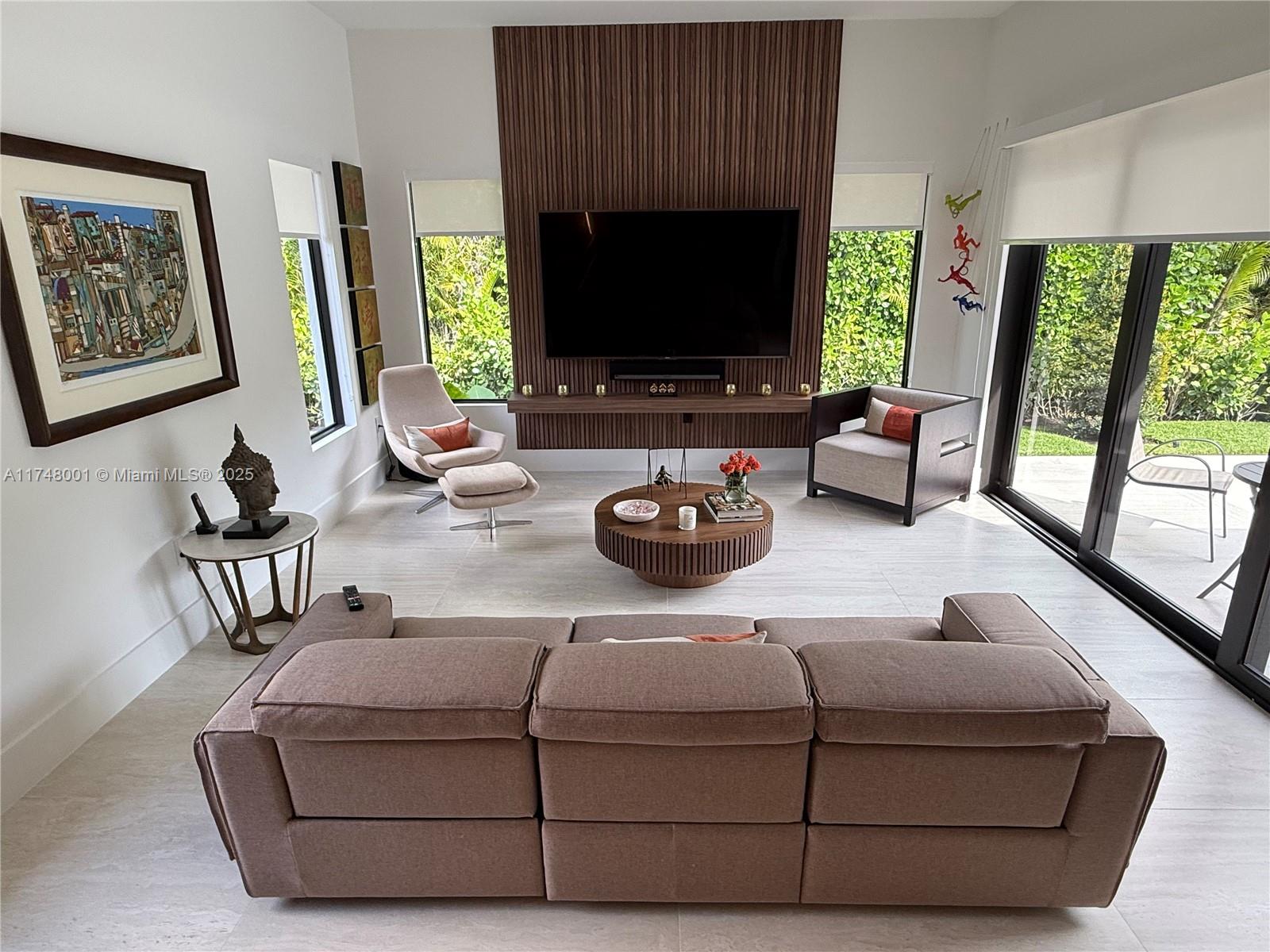 CORAL GABLES RIVIERA SEC - Residential