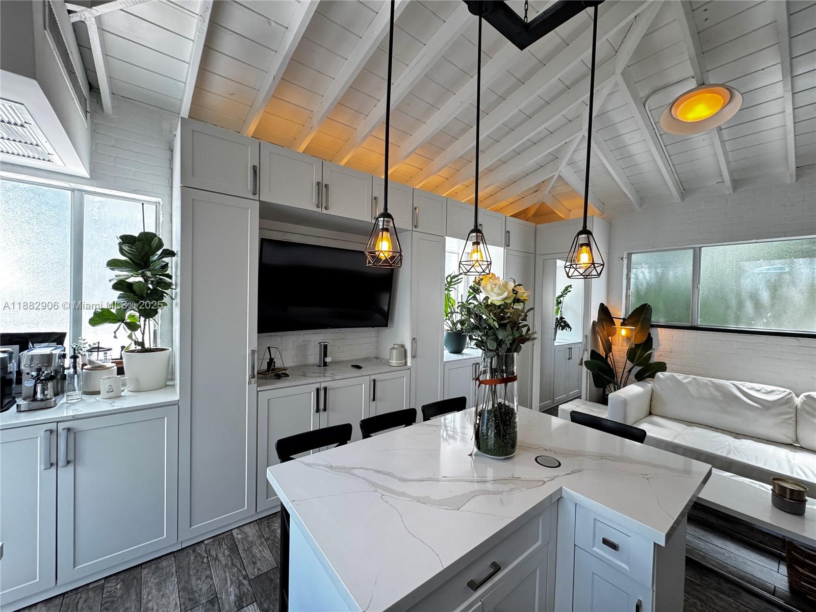 OCEAN BEACH ADDN NO 3 - Residential Lease