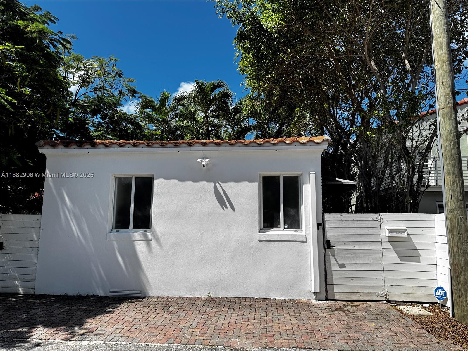 OCEAN BEACH ADDN NO 3 - Residential Lease