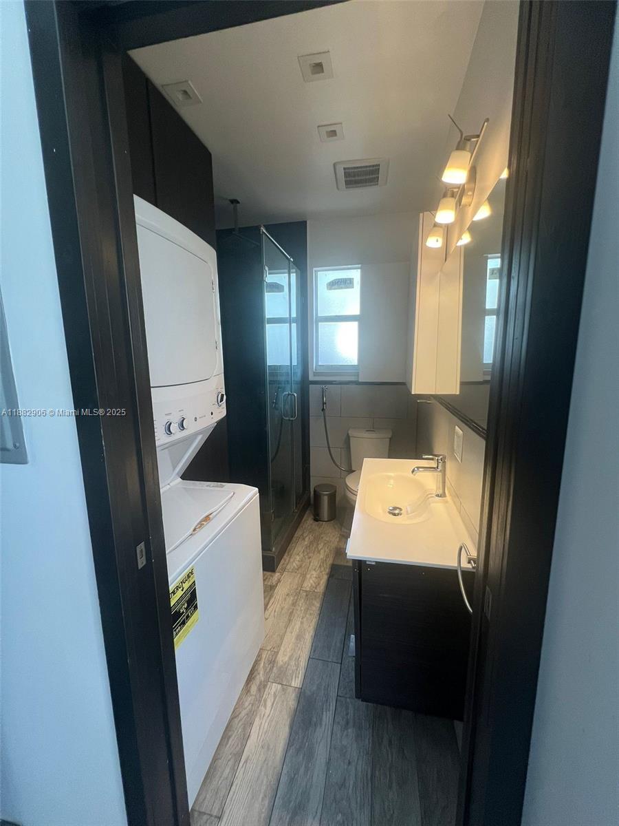 OCEAN BEACH ADDN NO 3 - Residential Lease