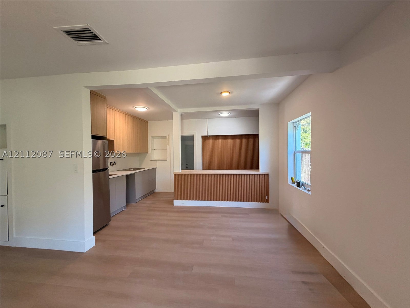1127 NW 2nd Ave