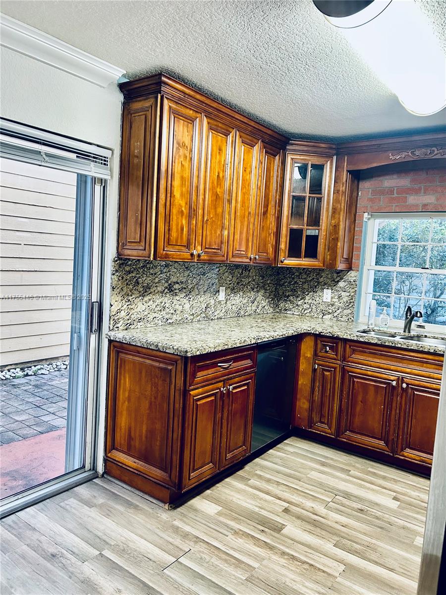 ¤COUNTRY WALK SEC 2 - Residential