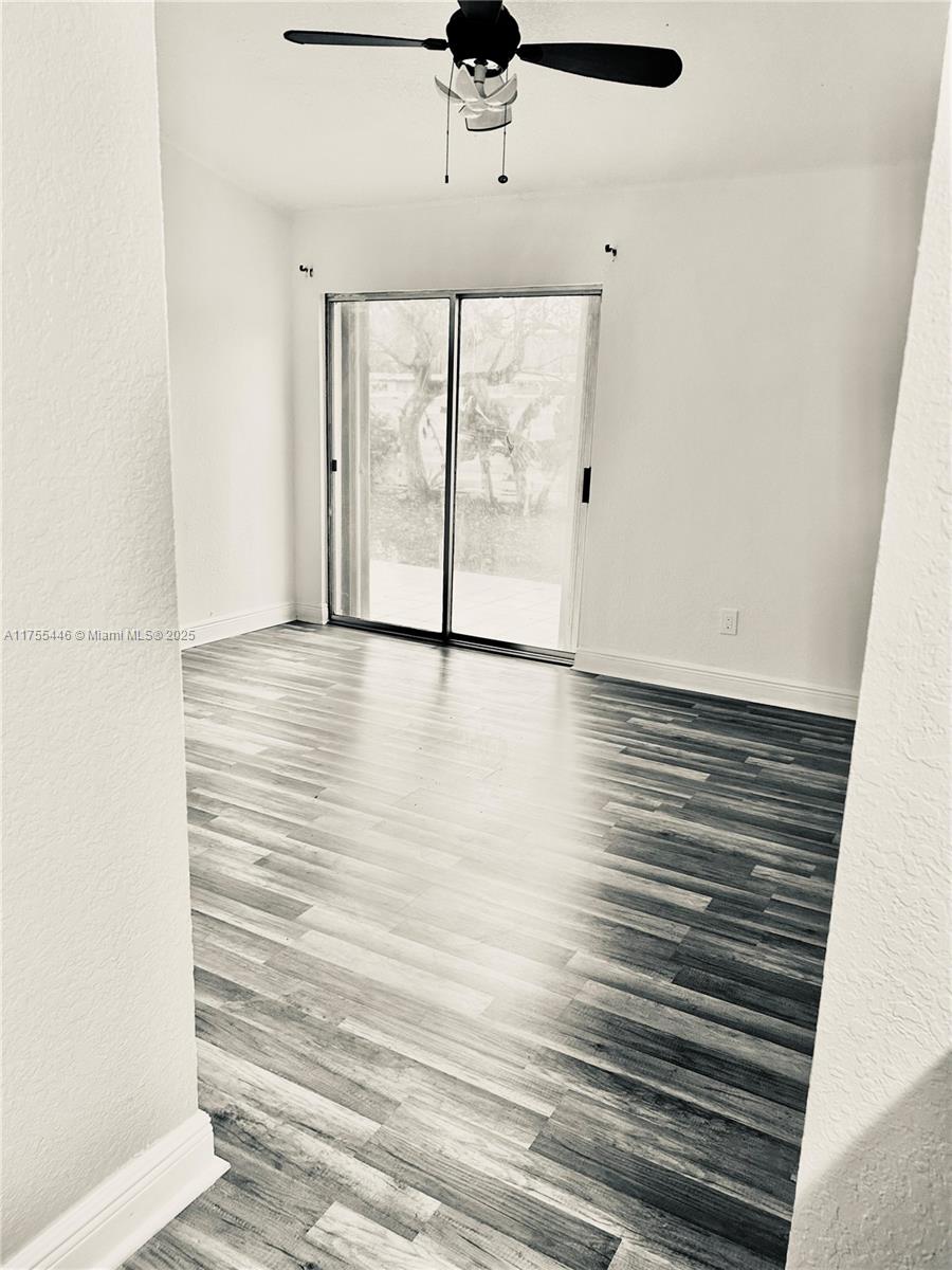 ¤COUNTRY WALK SEC 2 - Residential