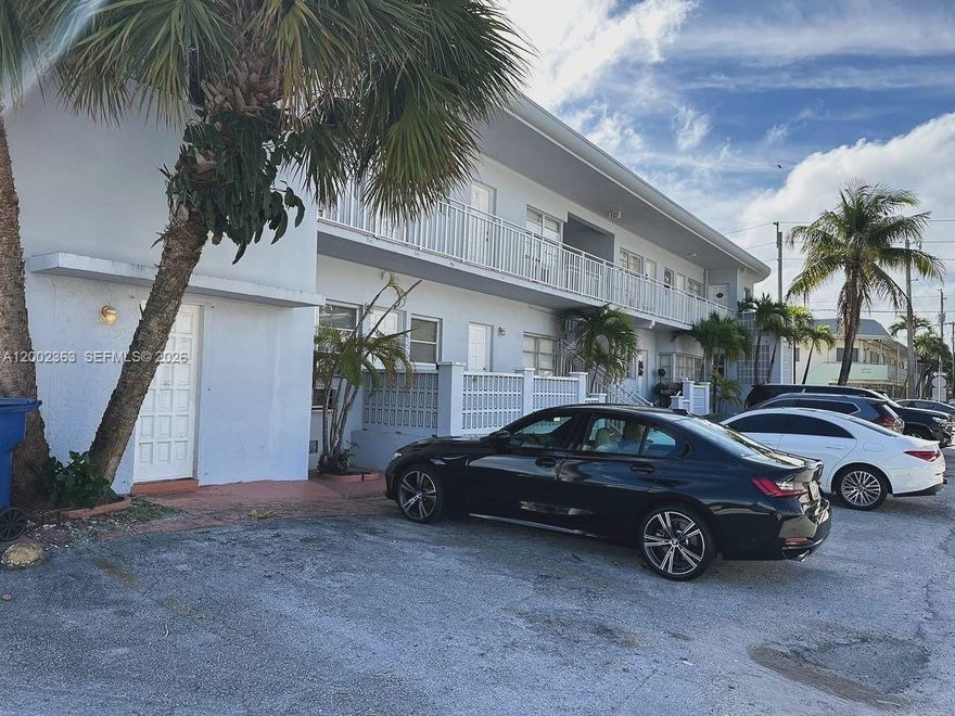 Recently updated one bedroom unit with all new flooring, kitchen, bath and paint! Located one block from Collins - great walk to the beach! Close to all major highways and ready to go!