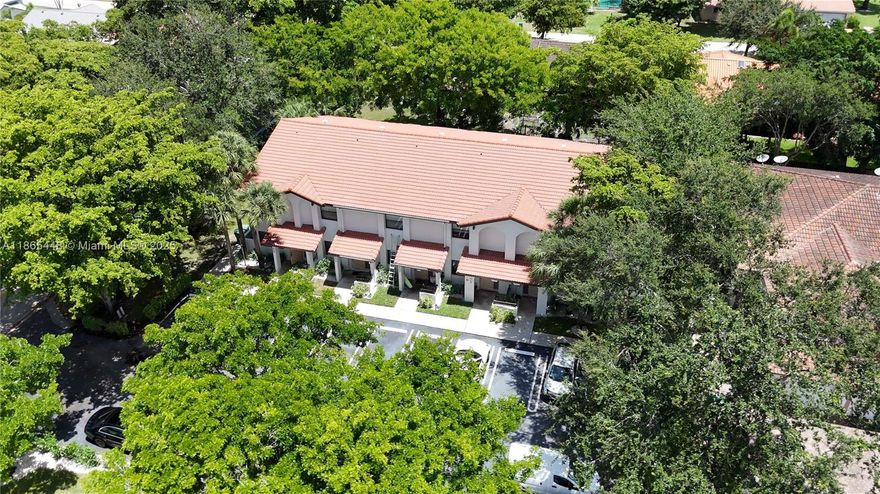 Fully Renovated 5-Townhome Complex in the Heart of West Coral Springs
Located on a prime .41-acre lot in a highly sought-after neighborhood, this fully renovated 5-townhome property offers a rare investment opportunity with exceptional rental potential. Each unit has been meticulously updated, featuring modern finishes and top-quality craftsmanship.
Property Highlights:
5 spacious townhomes, each boasting stylish renovations
Prime location in the heart of West Coral Springs—close to shopping, dining, and major highways
.41-acre lot with ample space and excellent curb appeal
Strong rental income with reliable, long-term tenants in place
Well-maintained with great condition throughout, ensuring minimal upkeep for years to come