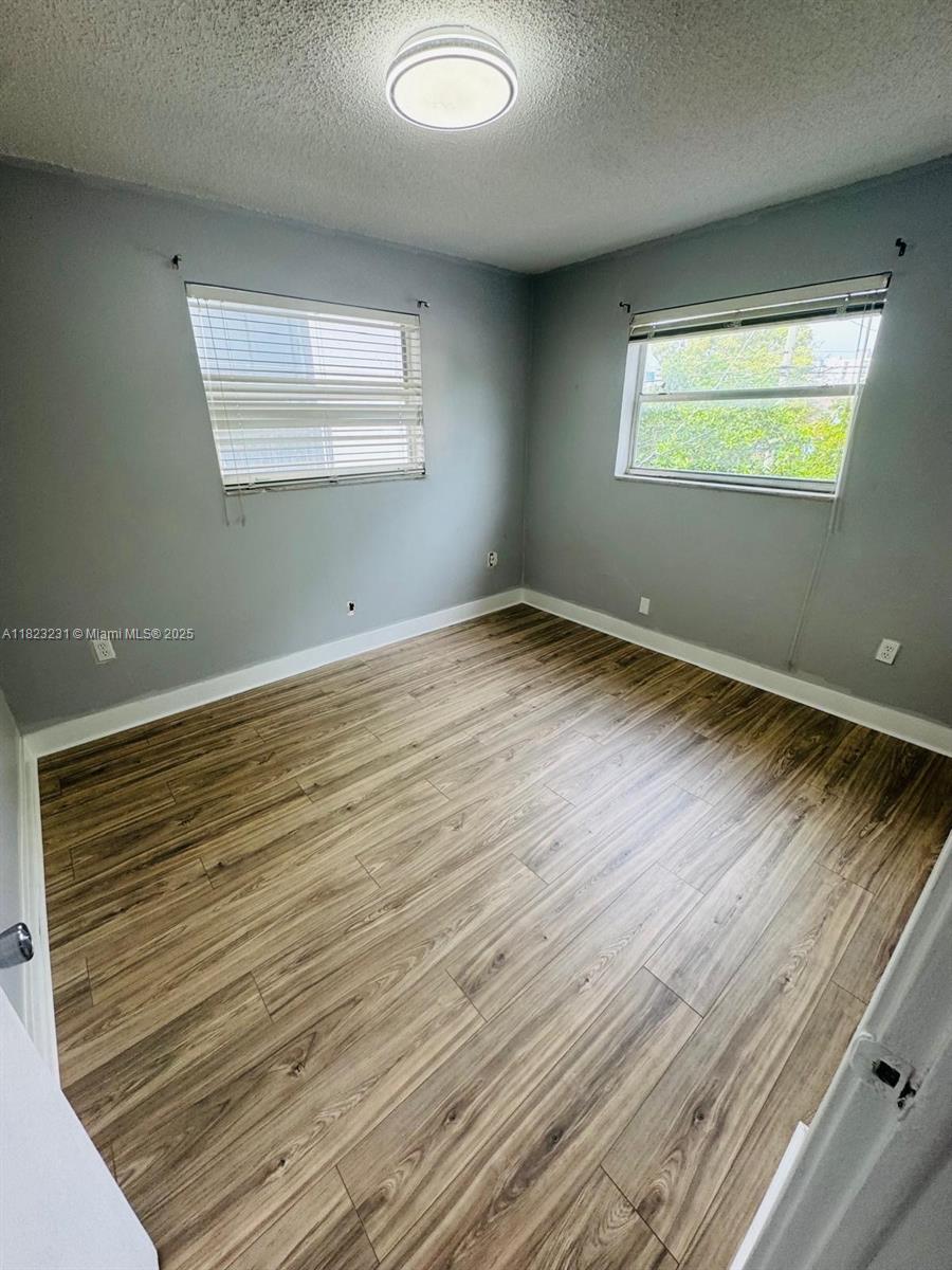 120 NW 10th Ave 2