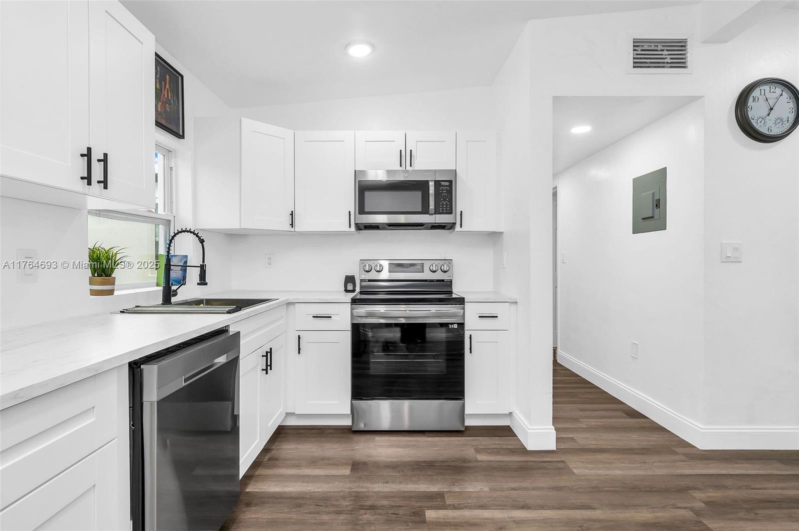 BOULEVARD GARDENS - Residential