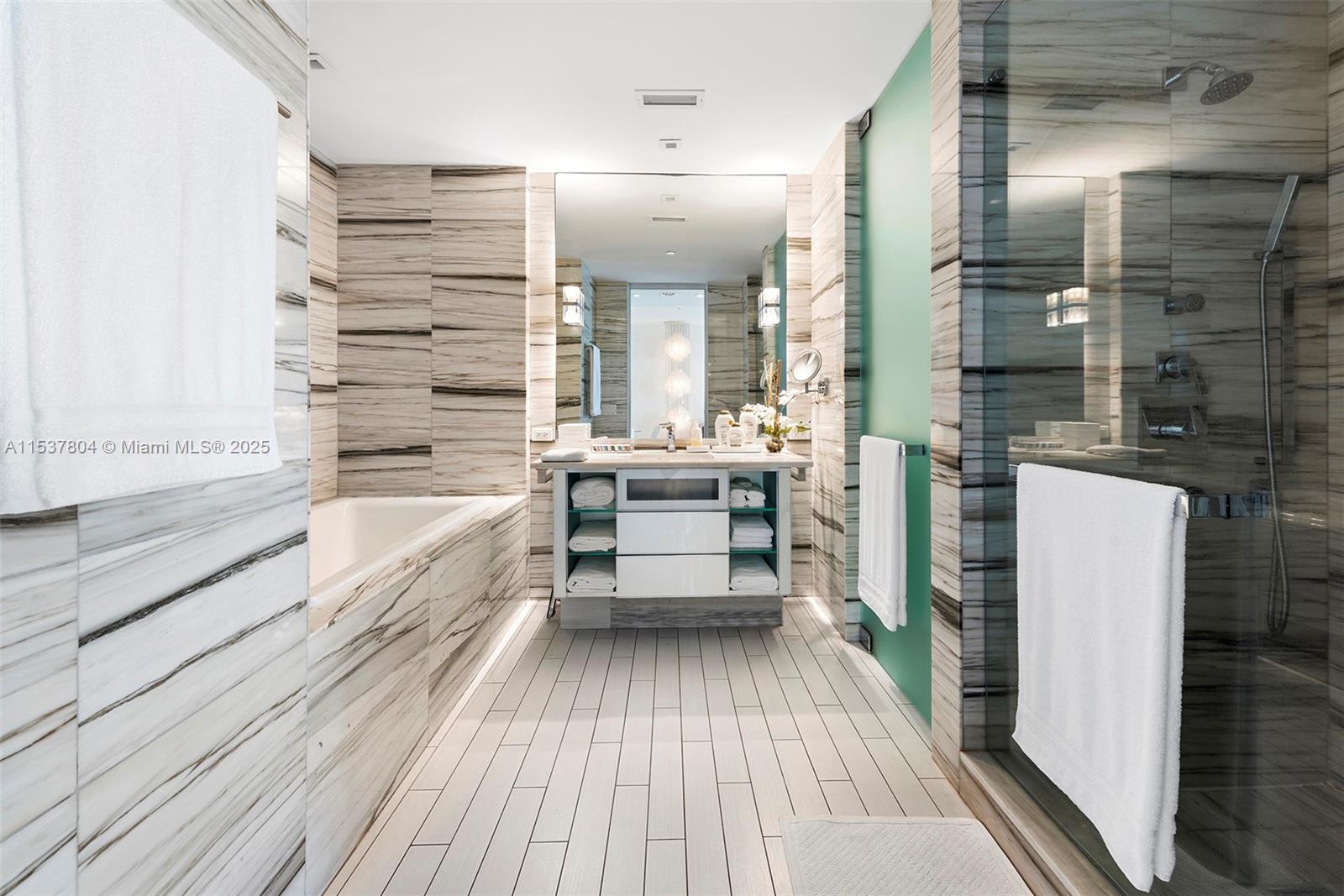 2201 COLLINS AVE CONDO - Residential Lease