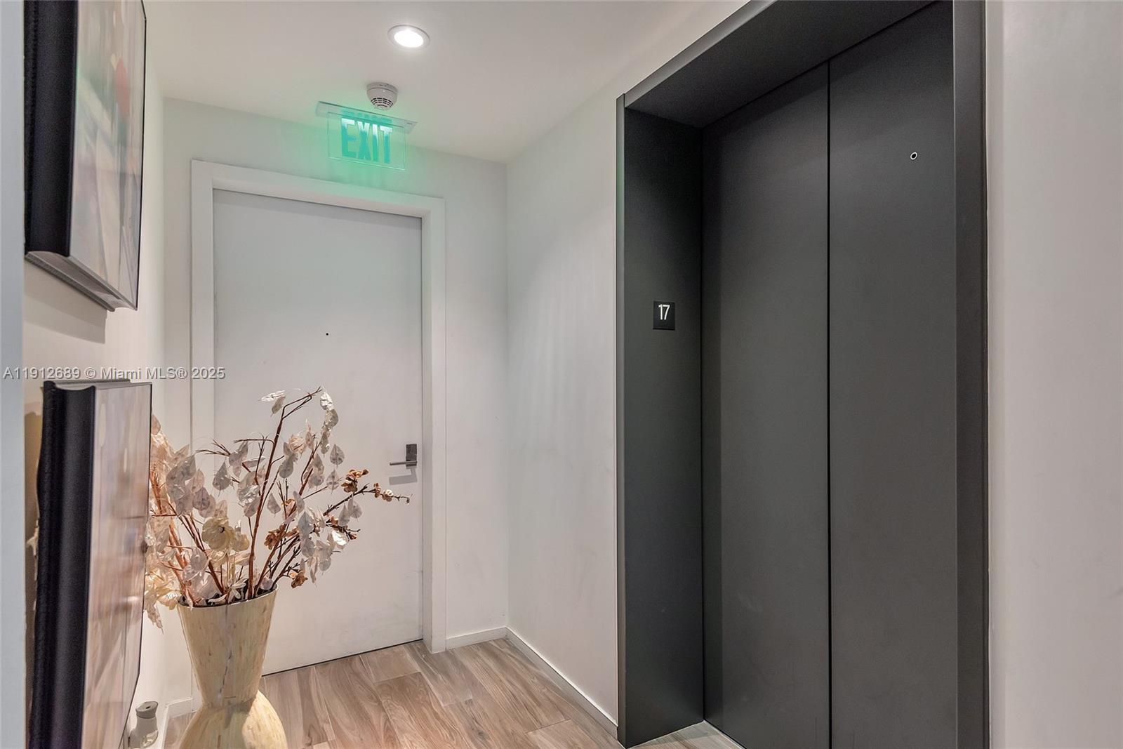 801 SMA RESIDENCES CONDO - Residential Lease