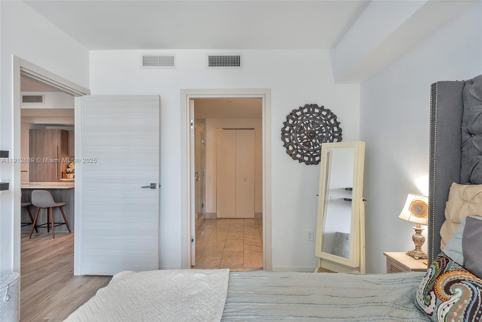 801 SMA RESIDENCES CONDO - Residential Lease