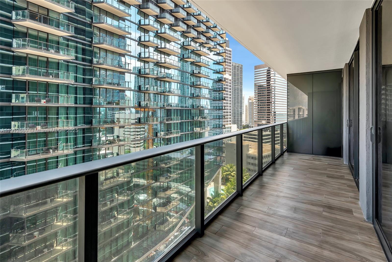 801 SMA RESIDENCES CONDO - Residential Lease
