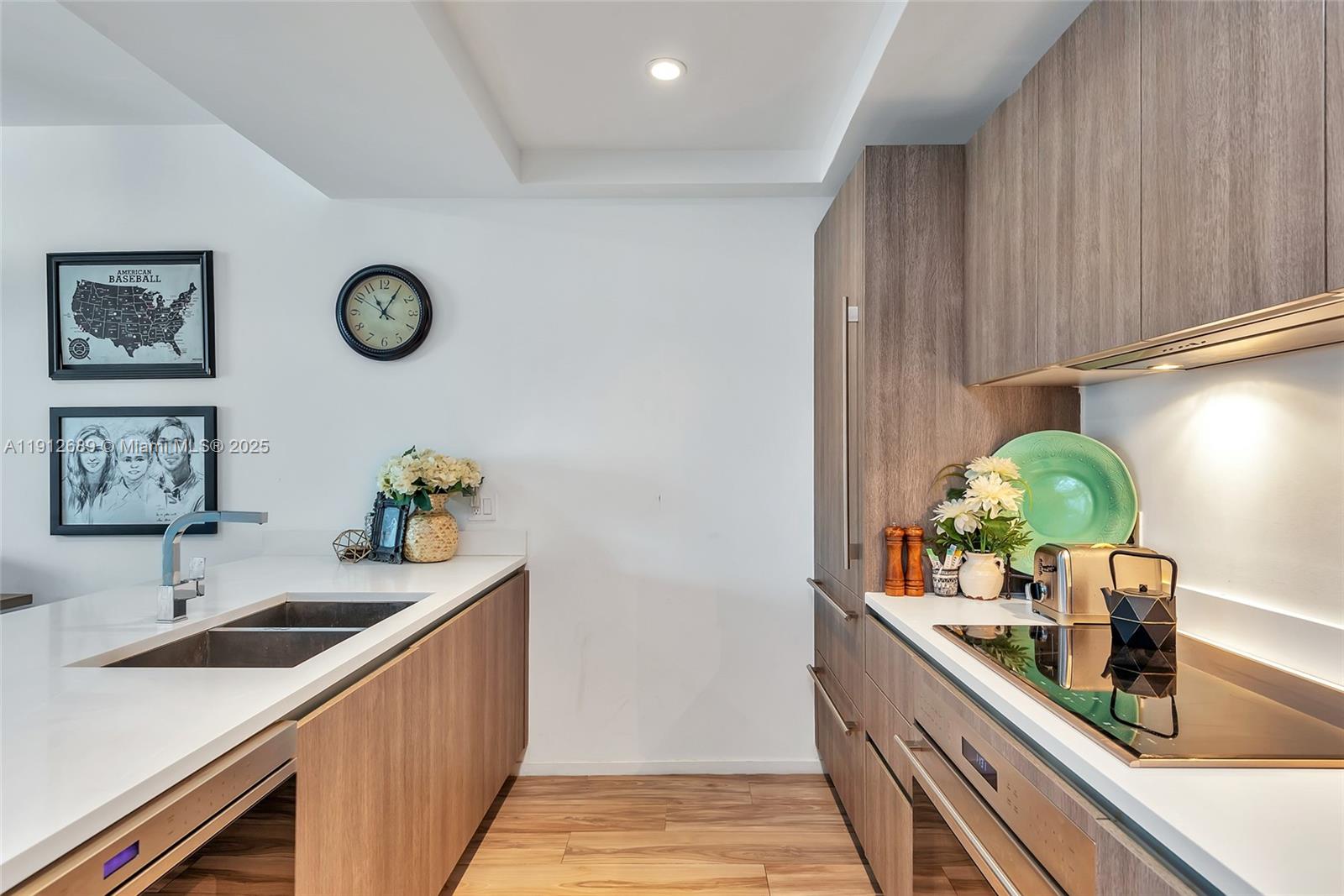 801 SMA RESIDENCES CONDO - Residential Lease