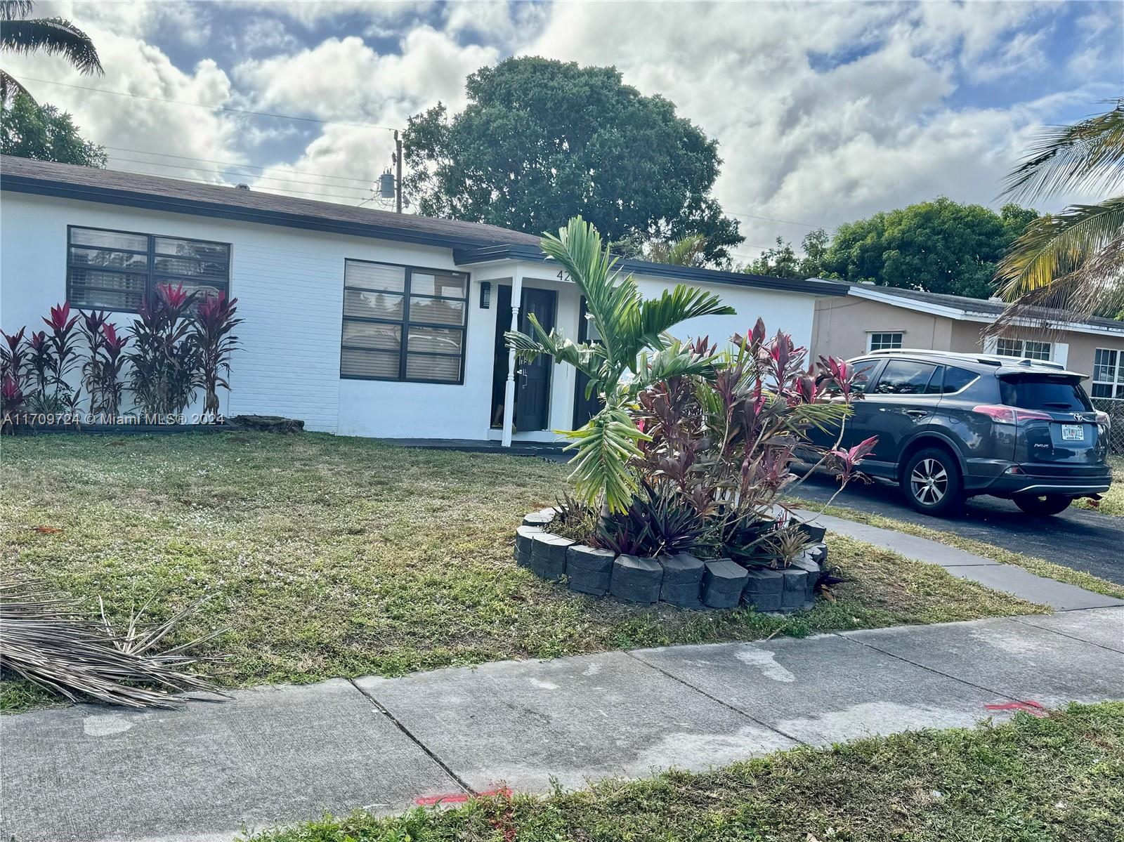 LAKE FOREST SEC 2 - Residential
