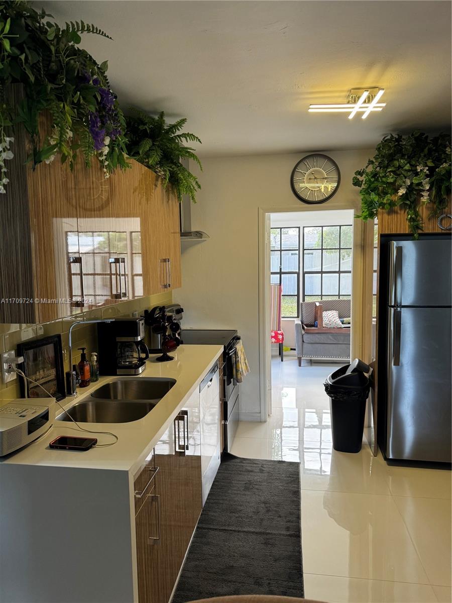 LAKE FOREST SEC 2 - Residential