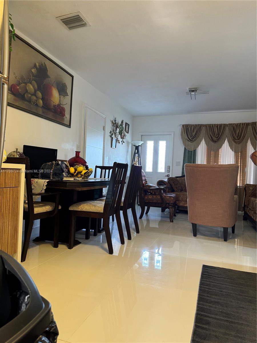 LAKE FOREST SEC 2 - Residential