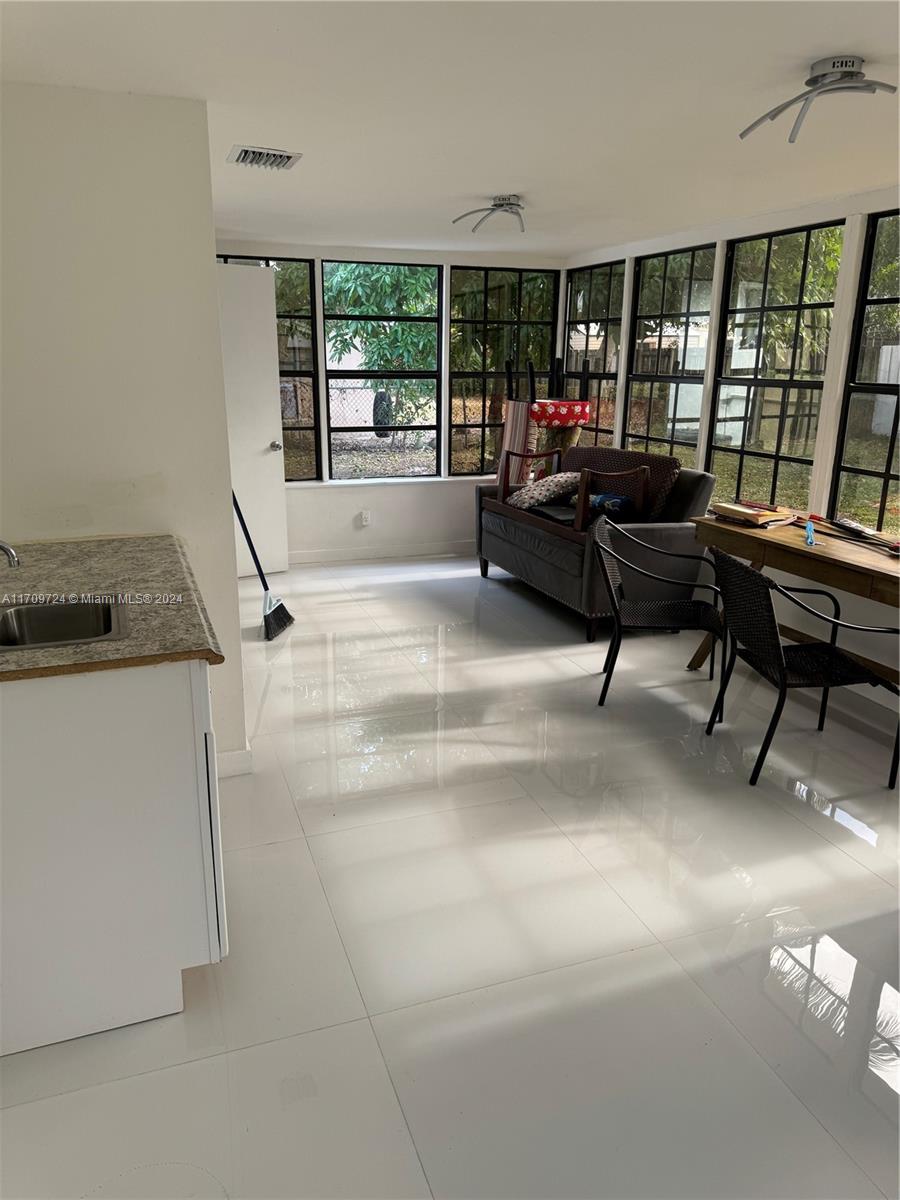 LAKE FOREST SEC 2 - Residential