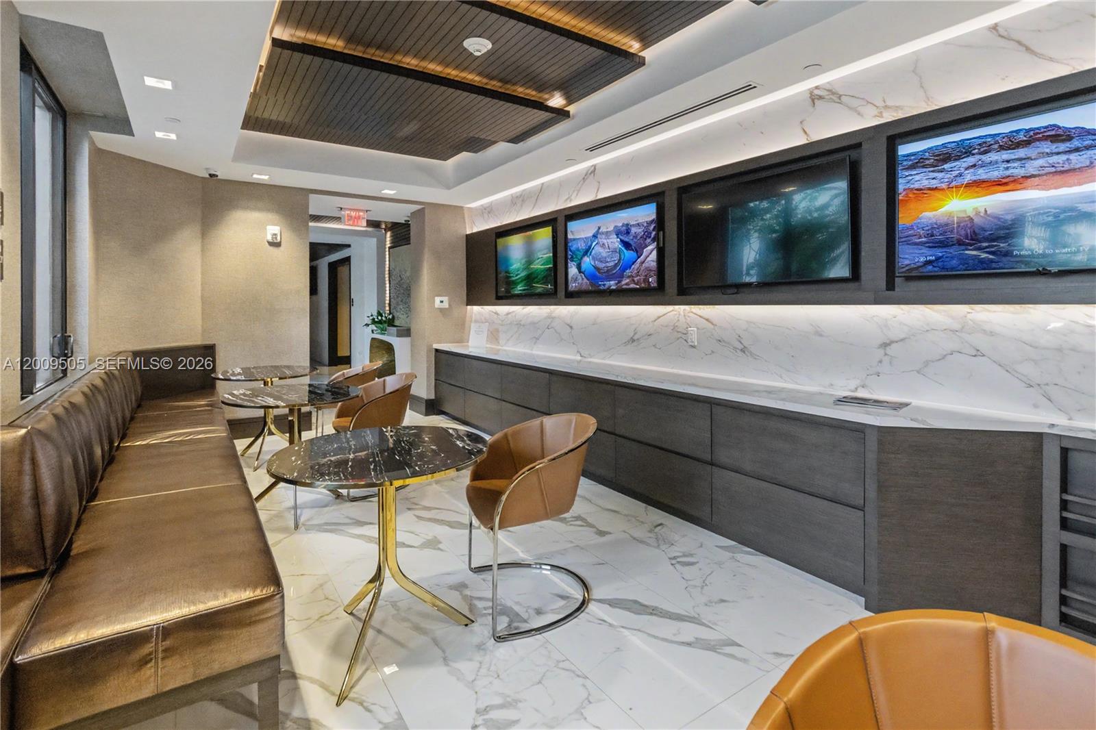 MERRICK MANOR CONDO - Residential