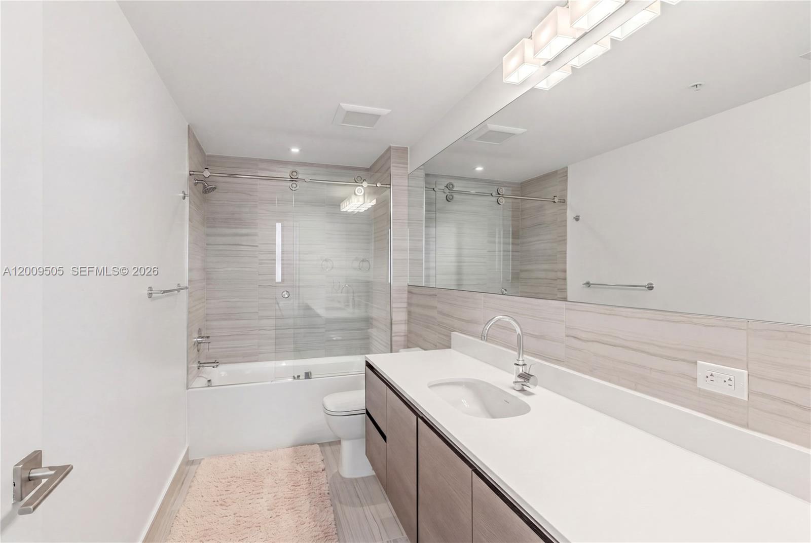 MERRICK MANOR CONDO - Residential