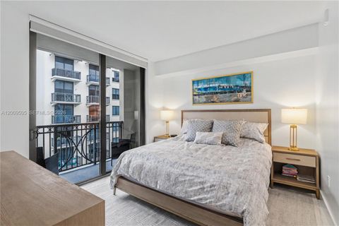 Tiny photo for 301 Altara Ave #822, Coral Gables, FL 33146 (MLS # A12009505)