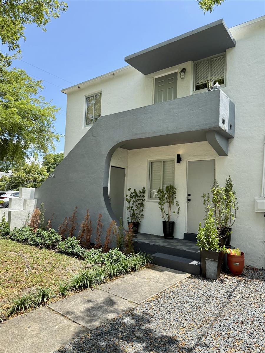 502 NE 70th St 1st floor