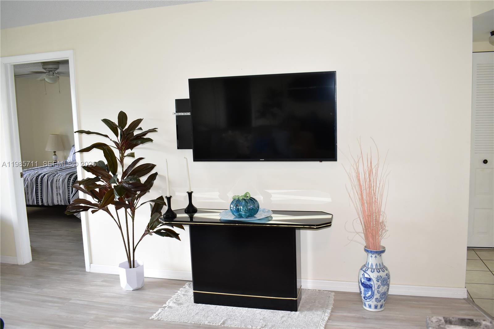 SUNRISE LAKES 126 CONDO - Residential