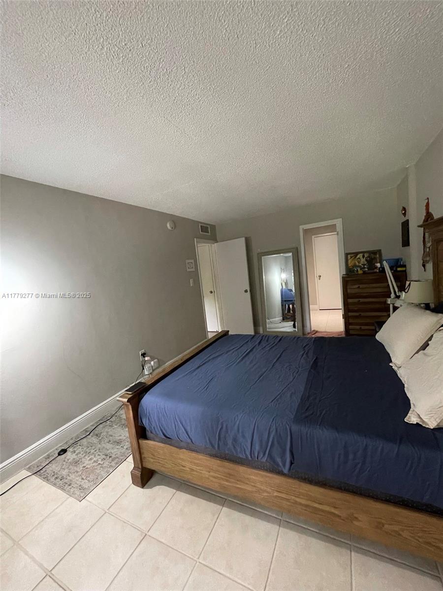 BAYVIEW PALMS CONDO - Residential