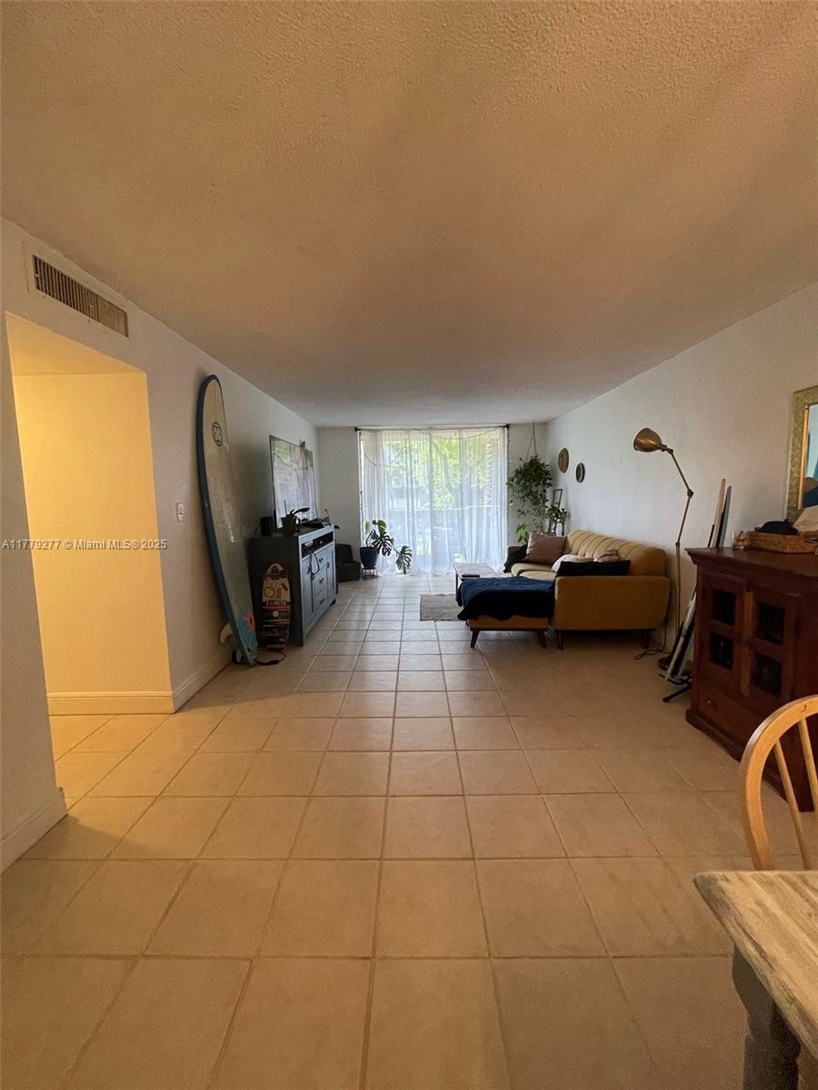 BAYVIEW PALMS CONDO - Residential