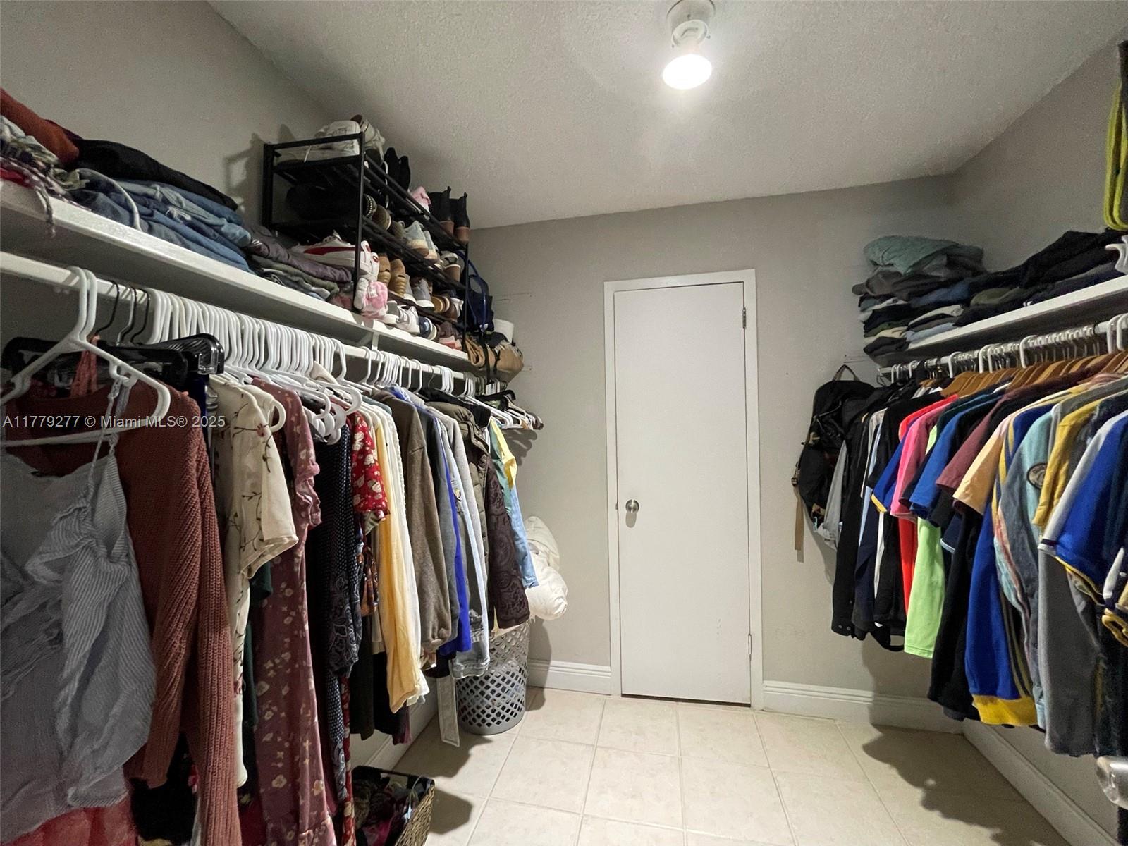 BAYVIEW PALMS CONDO - Residential