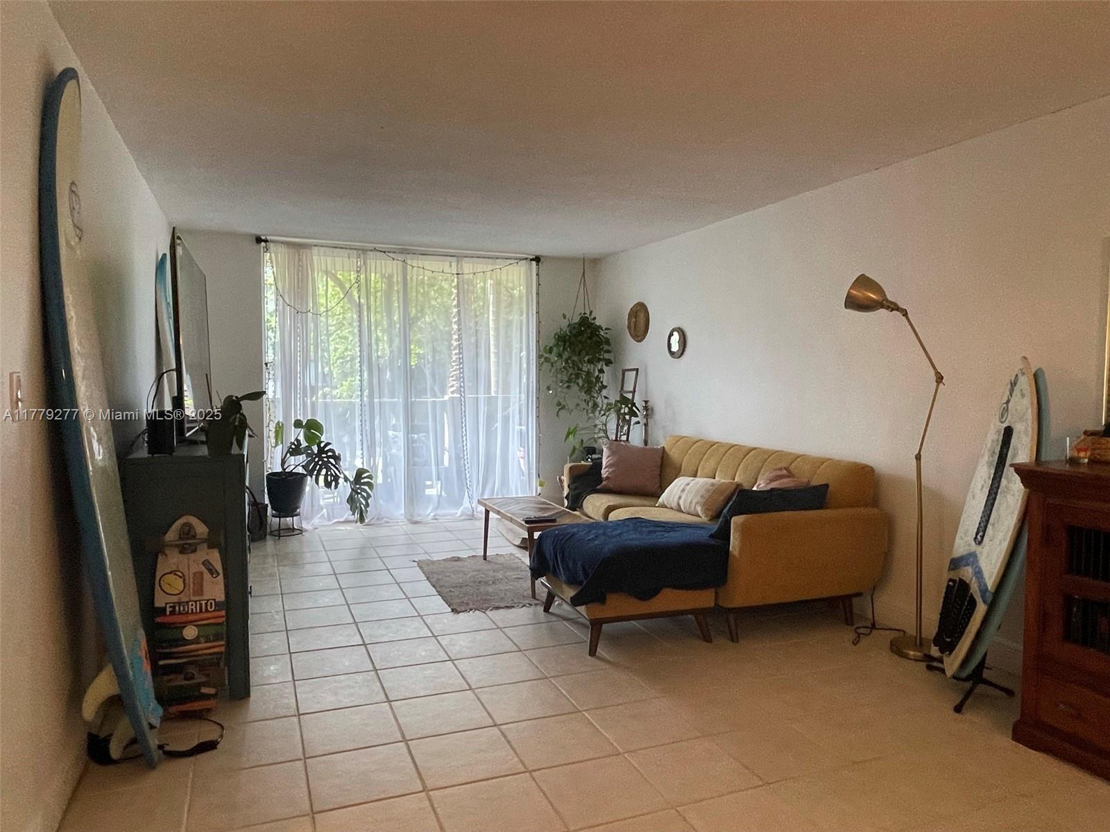 BAYVIEW PALMS CONDO - Residential