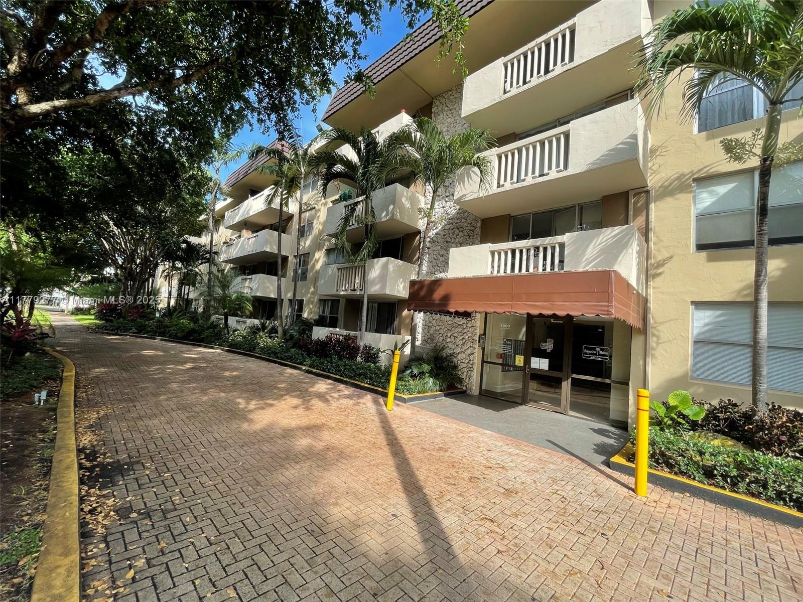 BAYVIEW PALMS CONDO - Residential