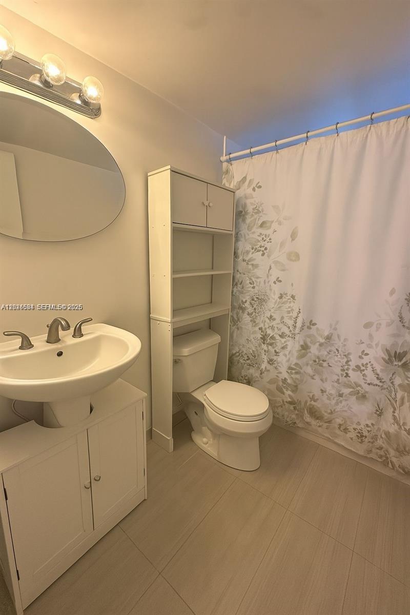 MERIDIAN PLAZA CONDO - Residential
