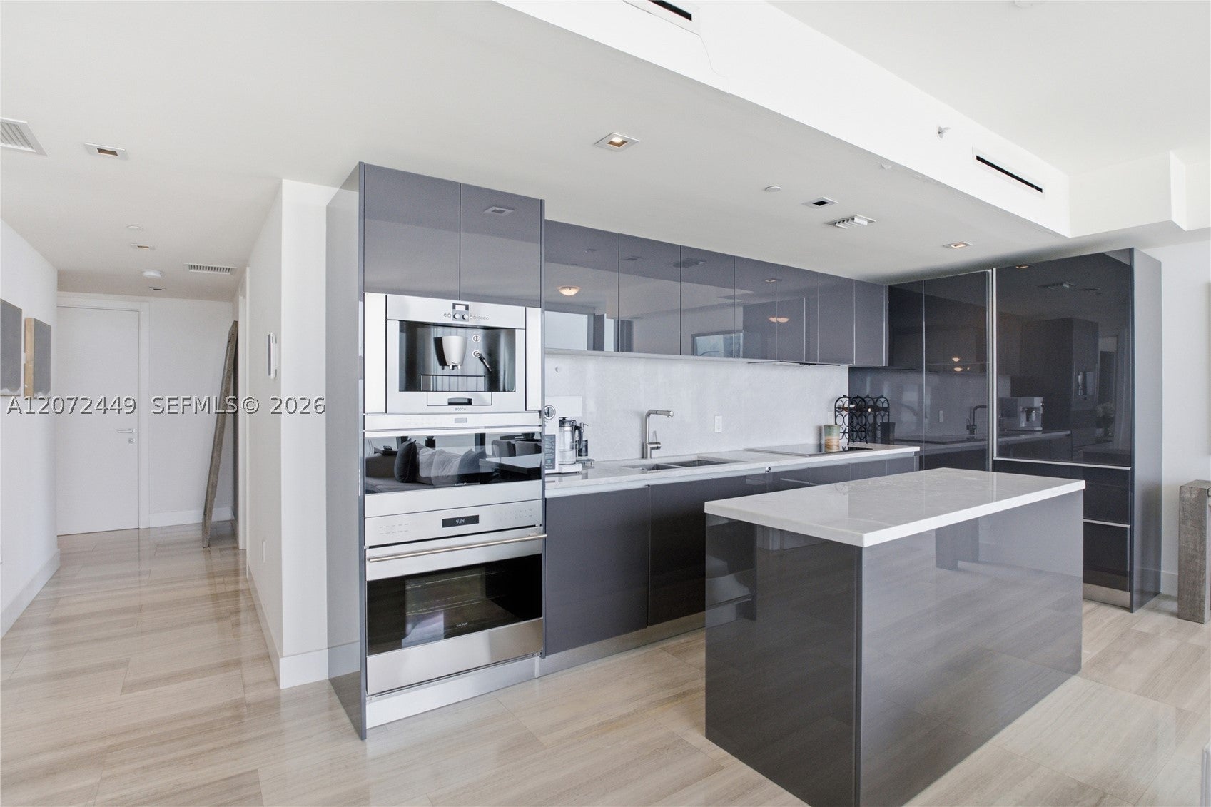 1451 Brickell Ave 2501