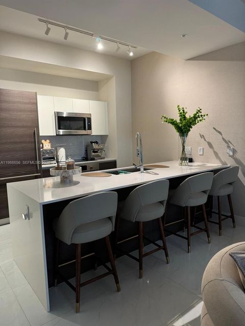 301 Altara Ave 403 Coral Gables FL 33146