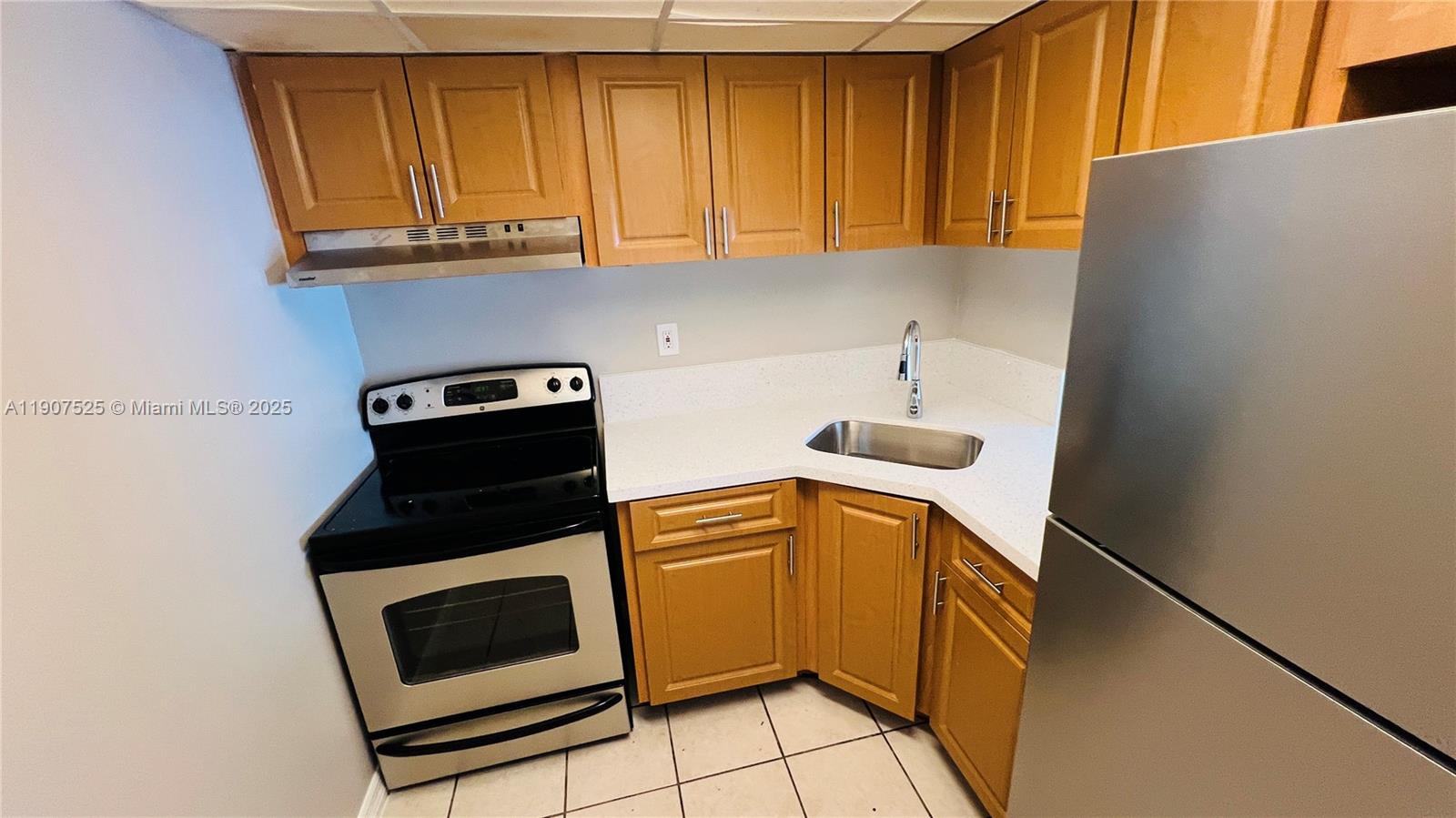 YOLANDA VILLAS CONDO - Residential Lease