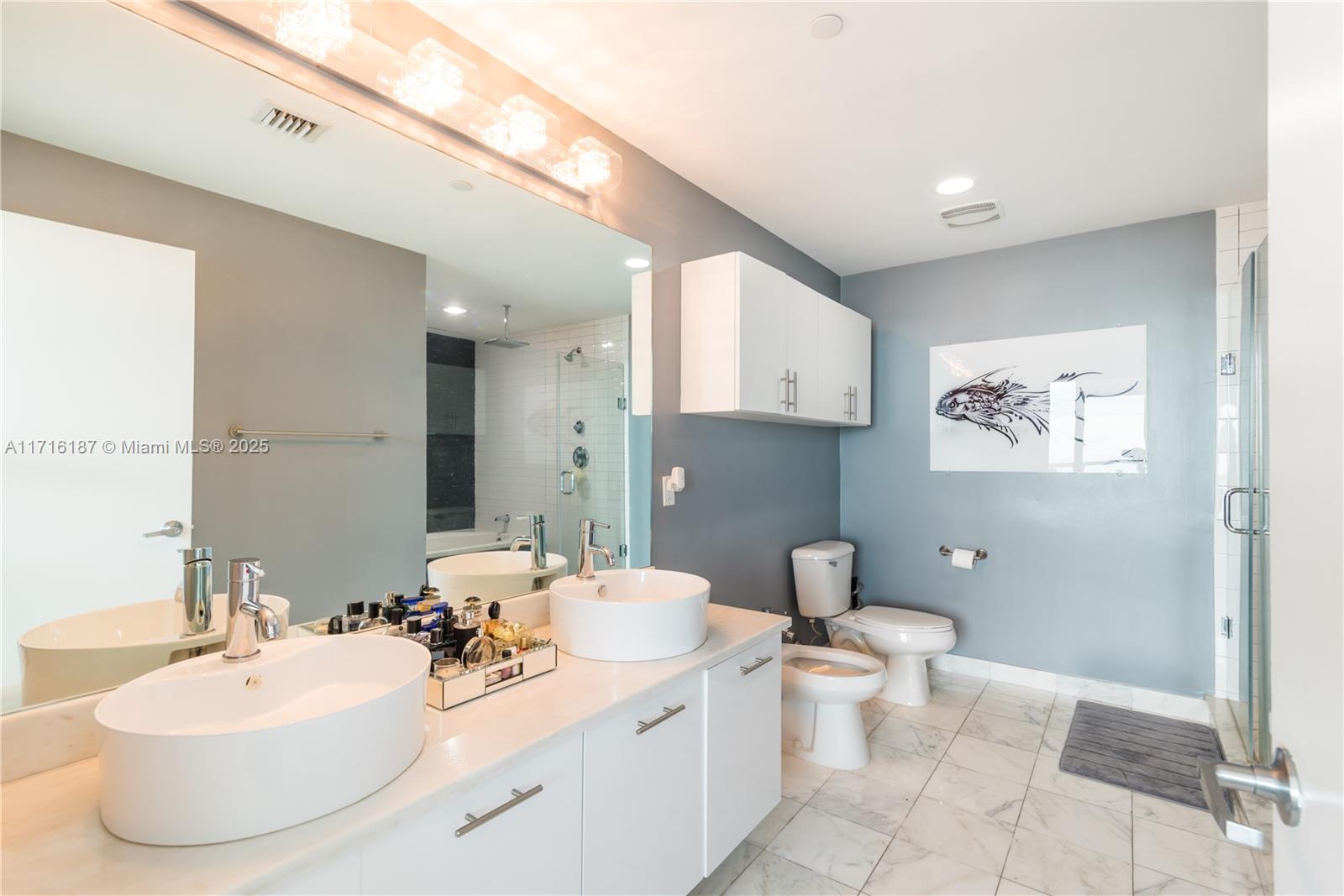 MARINABLUE CONDO - Residential