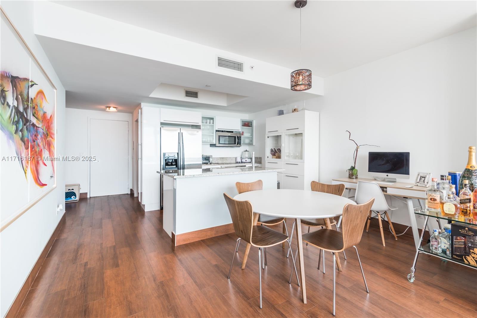 MARINABLUE CONDO - Residential