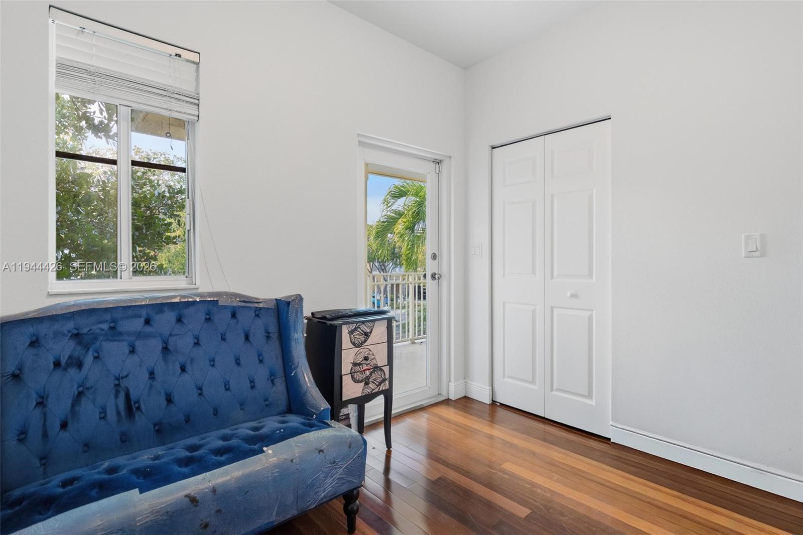 EMILIOS PLACE AT OASIS - Residential