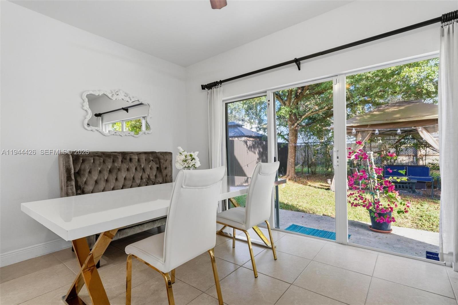 EMILIOS PLACE AT OASIS - Residential