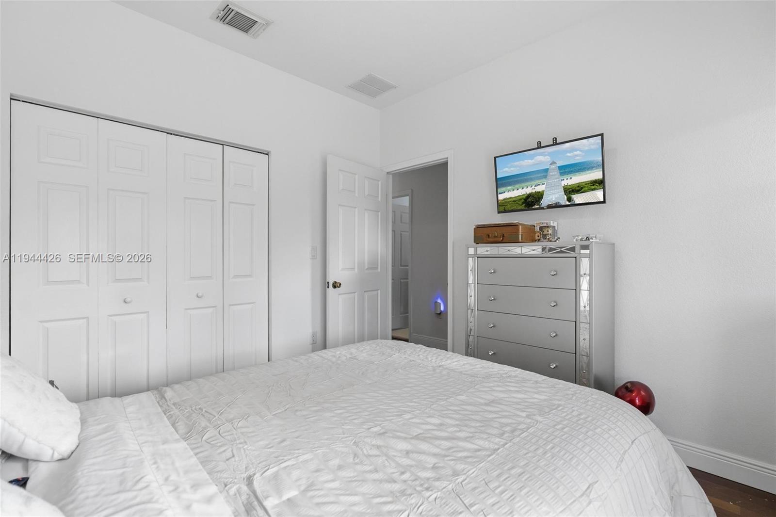 EMILIOS PLACE AT OASIS - Residential