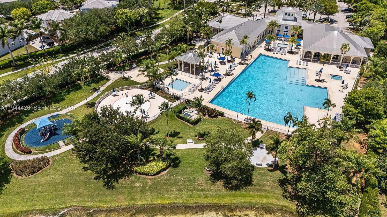 EMILIOS PLACE AT OASIS - Residential