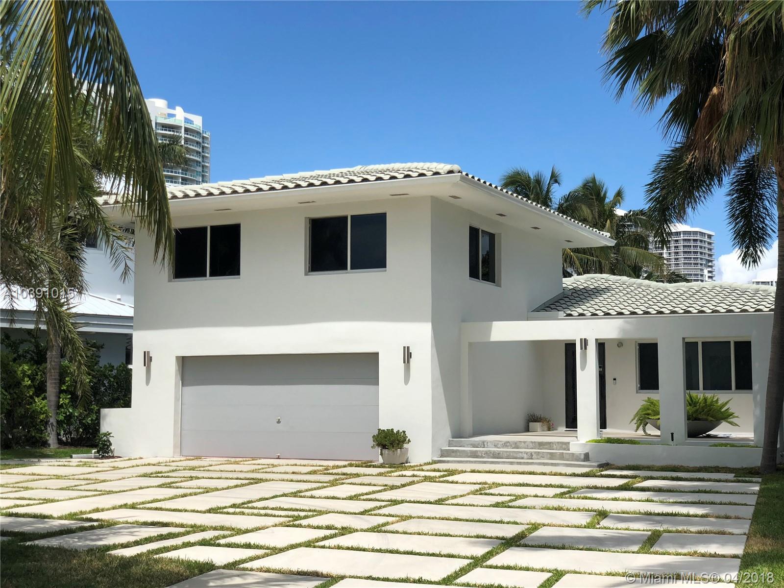 GOLDEN BEACH SEC E - Residential