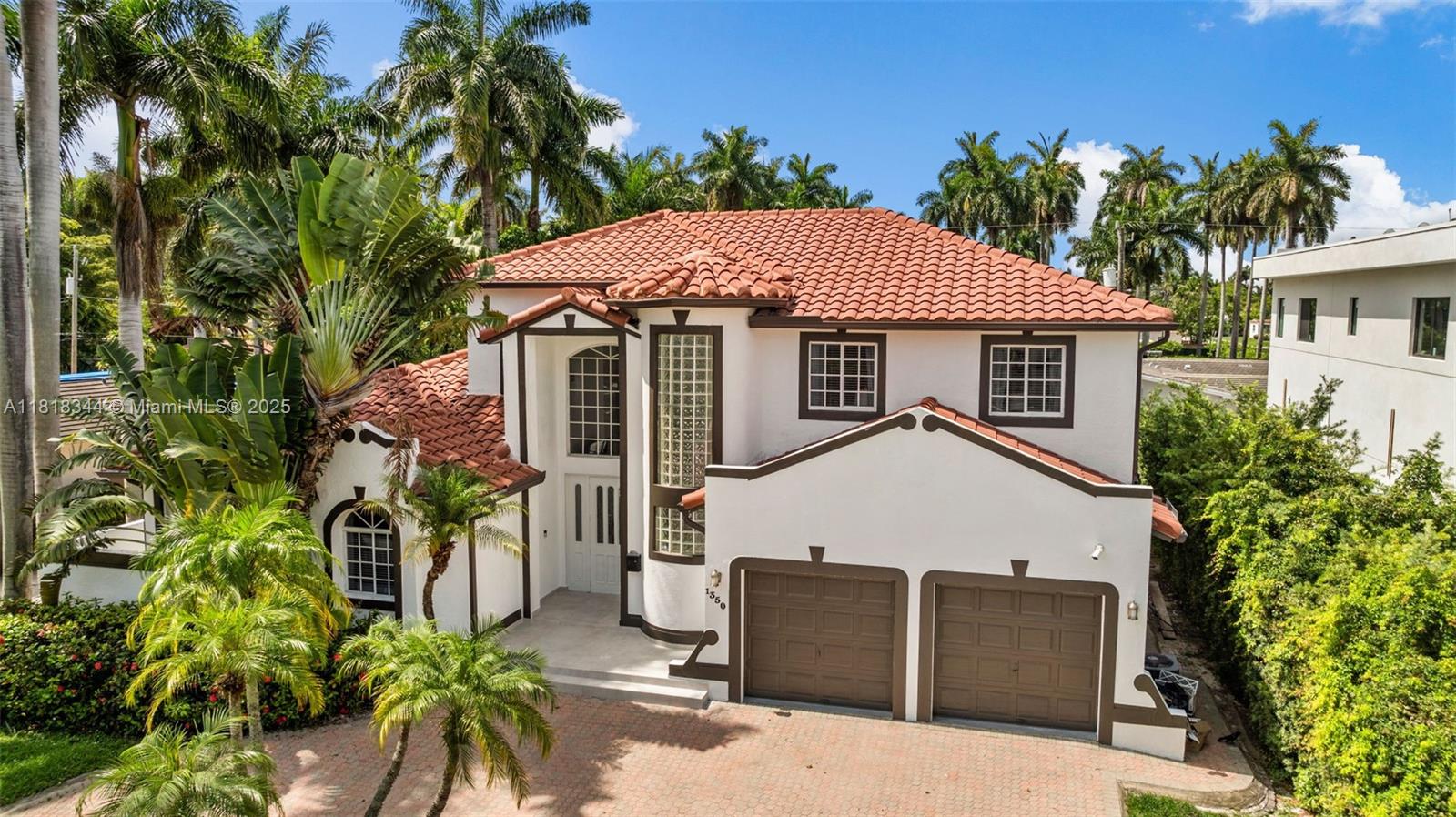 Property for Sale at 1350 Hollywood Blvd, Hollywood, Broward County, Florida - Bedrooms: 5 
Bathrooms: 5  - $1,950,000