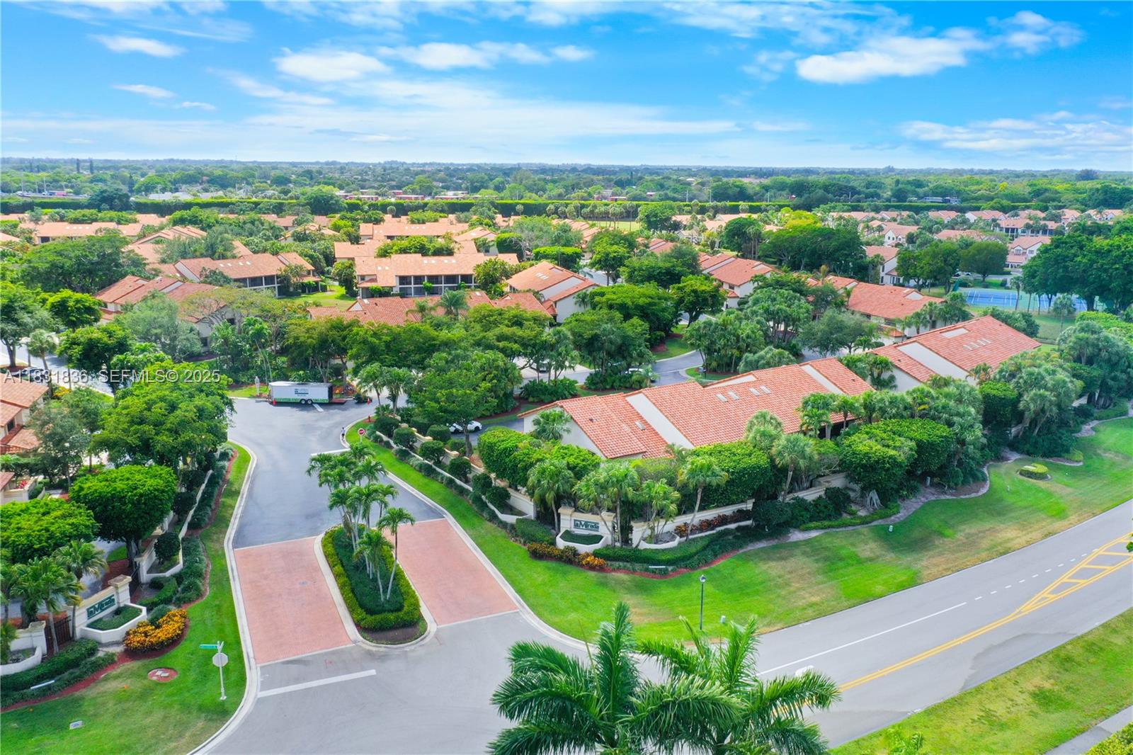 LA MIRADA AT BOCA POINTE - Residential