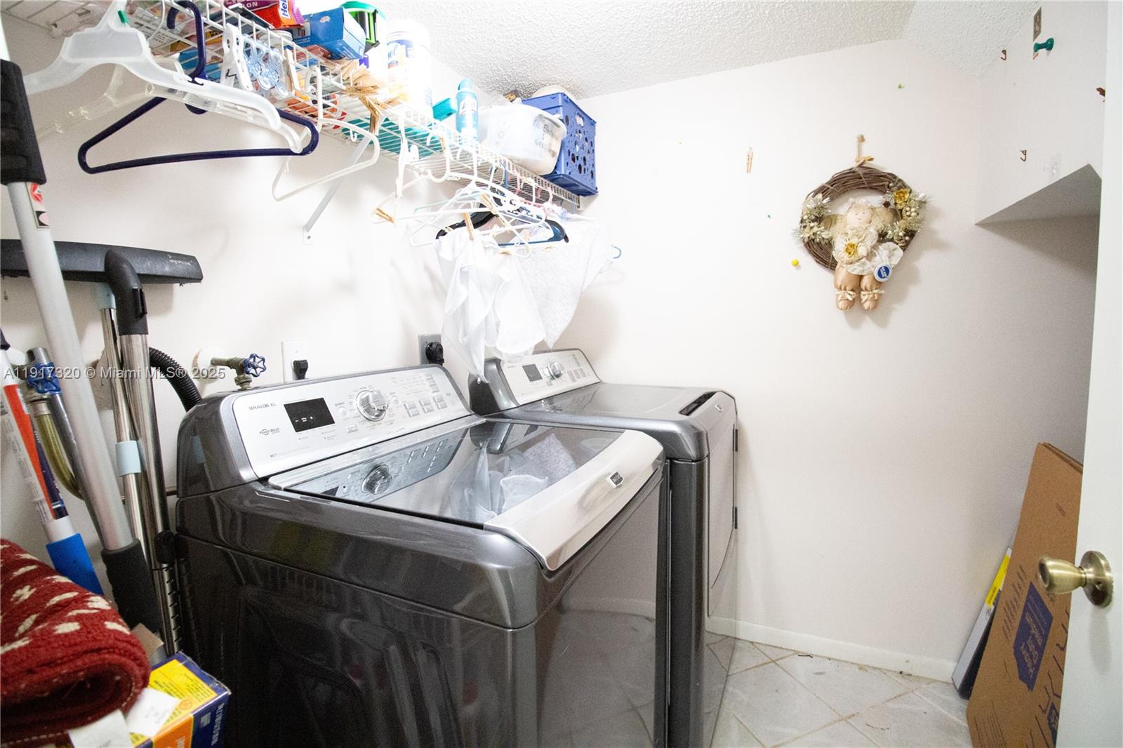 TOWNGATE - Residential