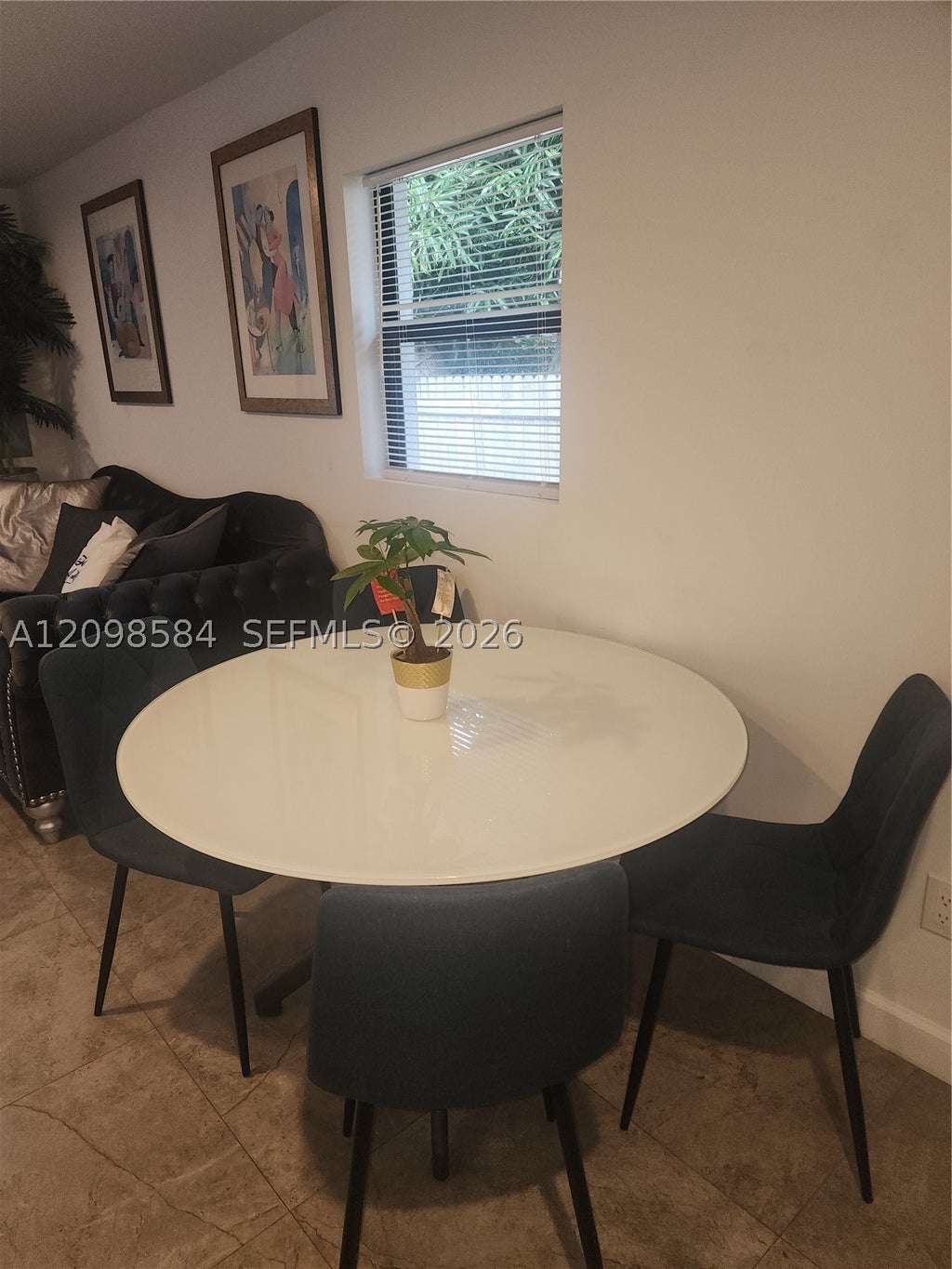 Photo of 413 SW 10th St, Delray Beach, FL 33444 (MLS # A12098584)