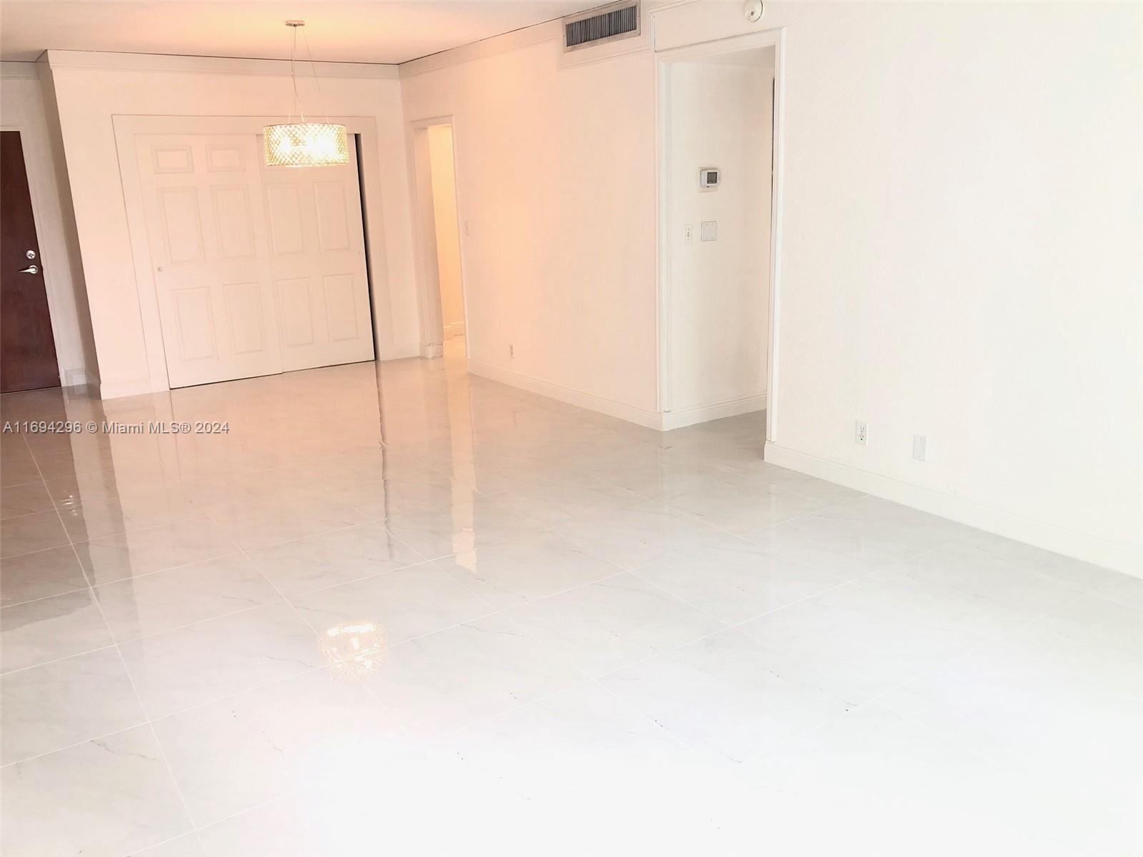 TIDES ON HOLLYWOOD BEACH - Residential