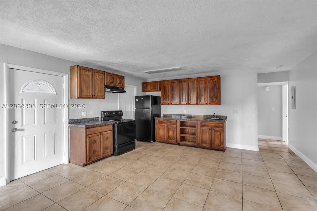 Photo of 624 SW 16th Ave #C, Fort Lauderdale, FL 33312 (MLS # A12068408)