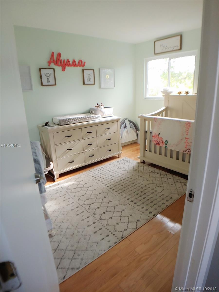 LAKES OF AVALON SEC 2 - Residential