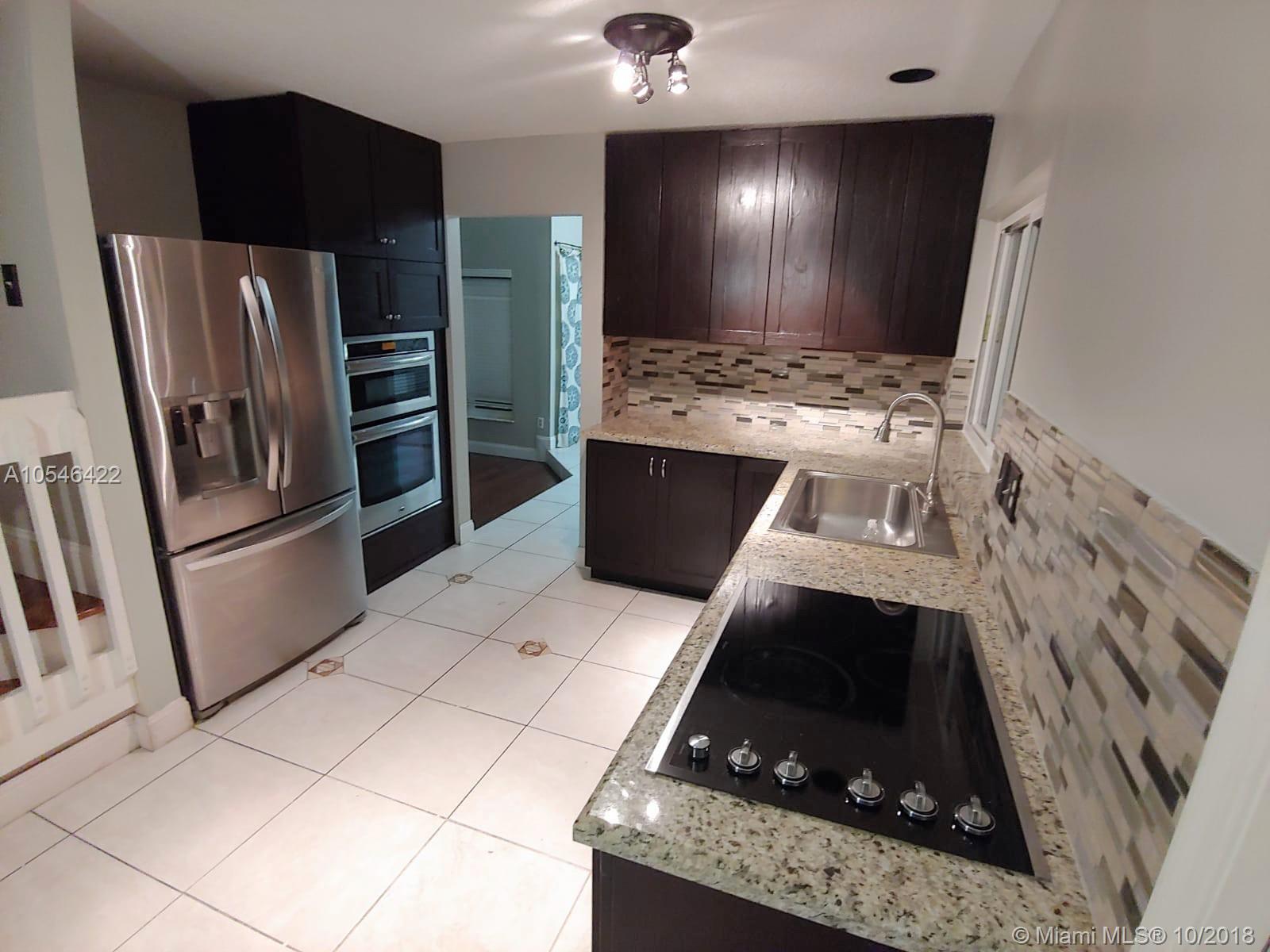 LAKES OF AVALON SEC 2 - Residential