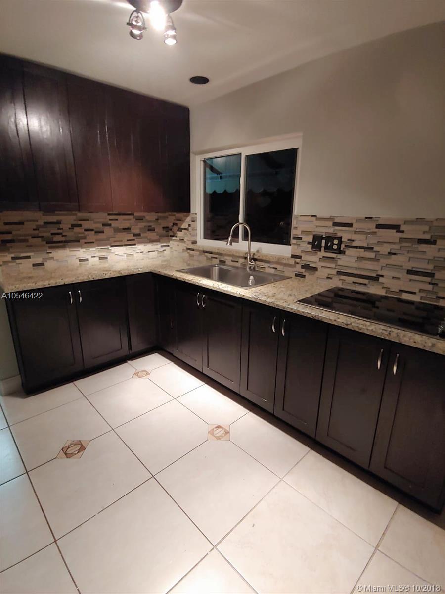 LAKES OF AVALON SEC 2 - Residential